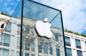 Apple hits hard blows: AI and Liquid Glass chiefs slam the door